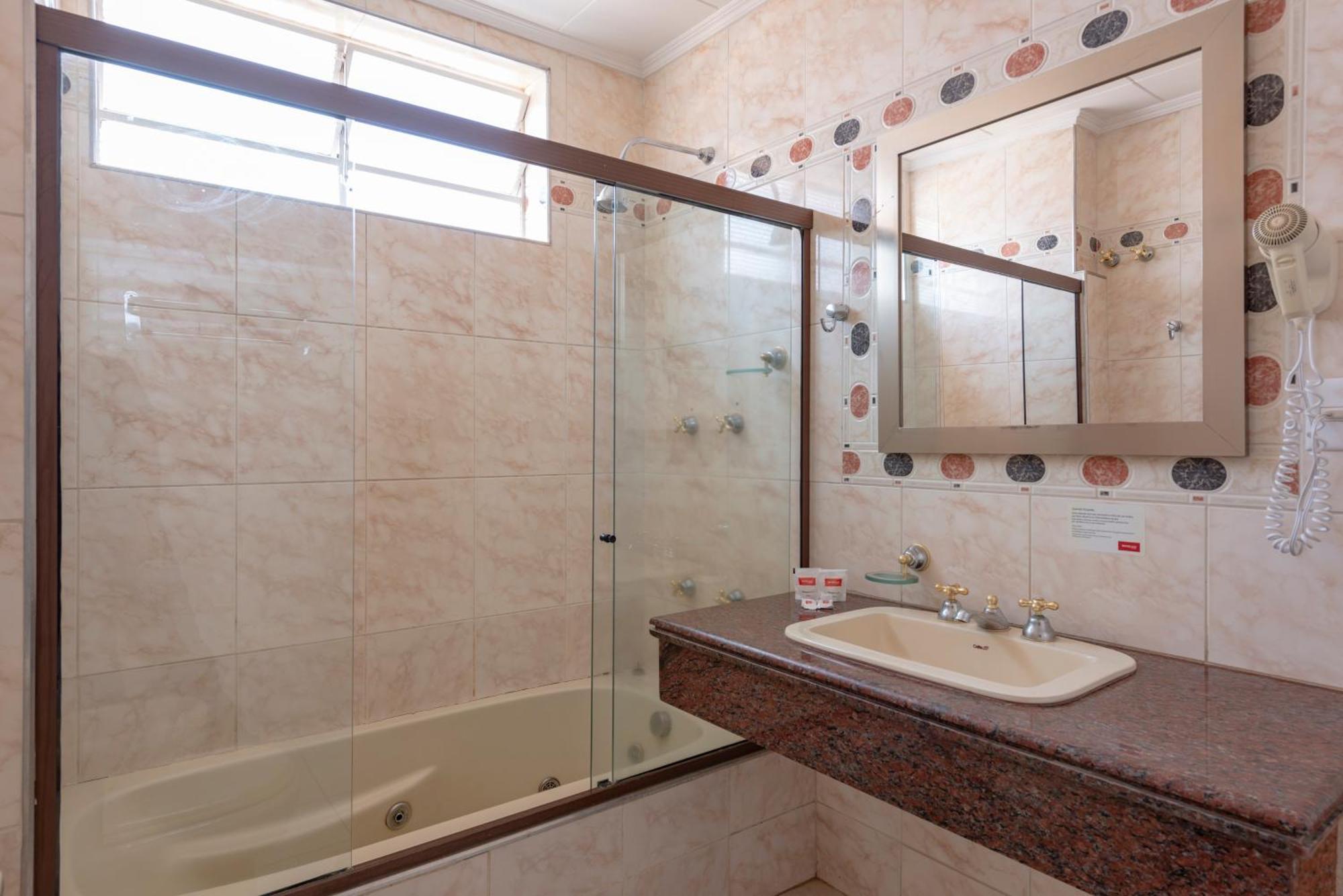 Monreale Express Ribeirao Preto Hotell Exteriör bild